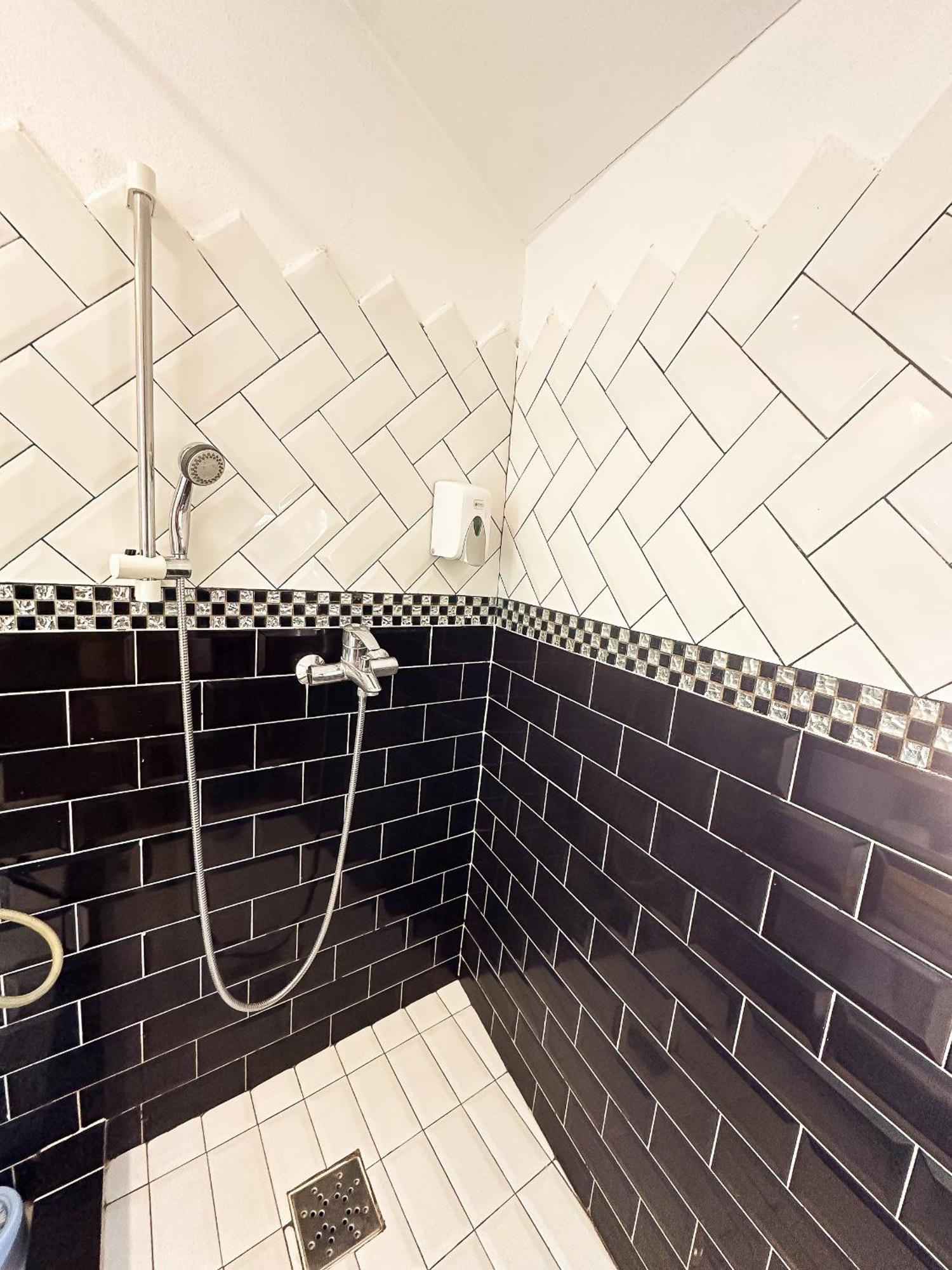 The Vintage - Wonderful Apartment In Best Location Κραϊόβα Εξωτερικό φωτογραφία