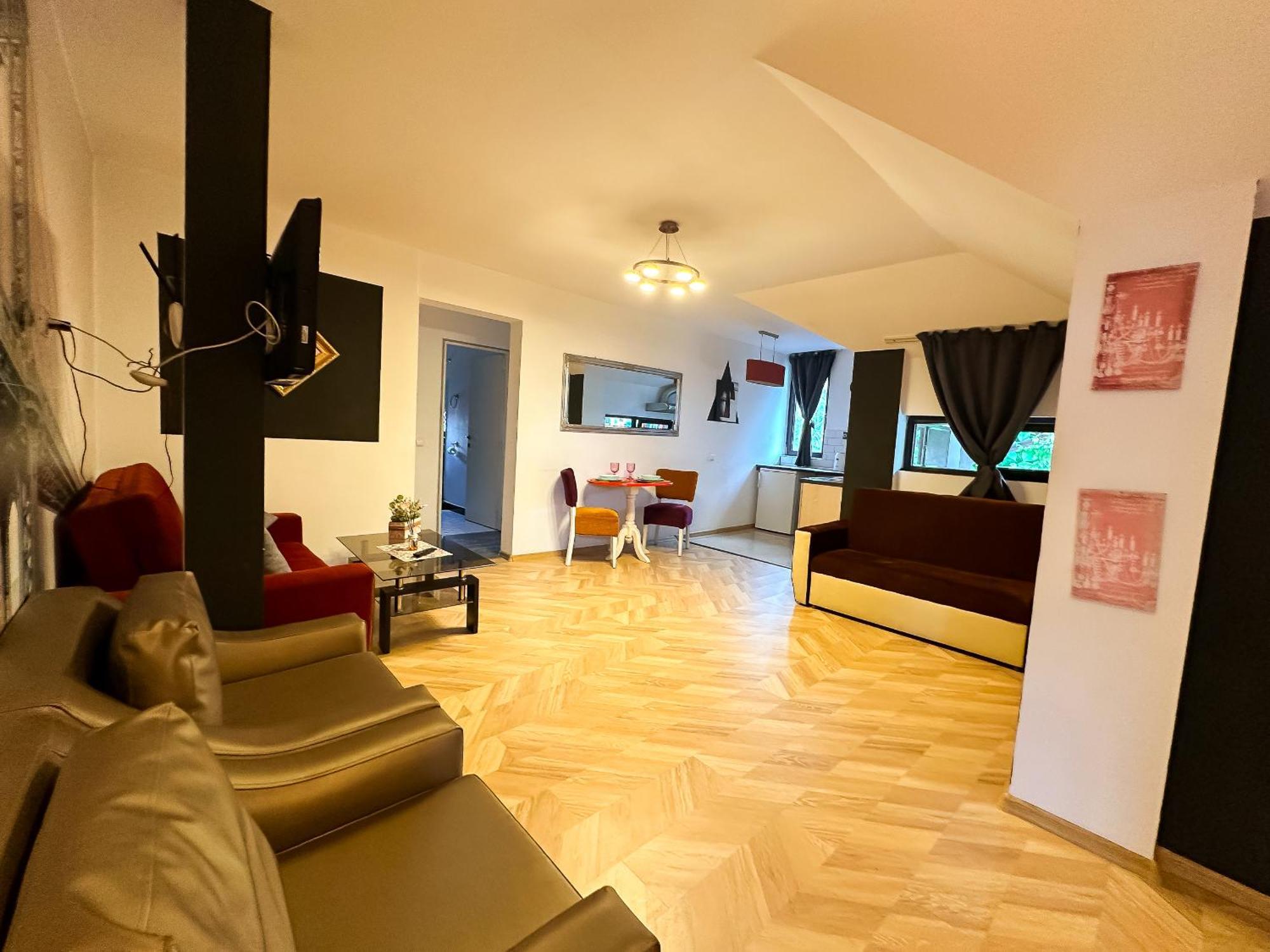 The Vintage - Wonderful Apartment In Best Location Κραϊόβα Εξωτερικό φωτογραφία